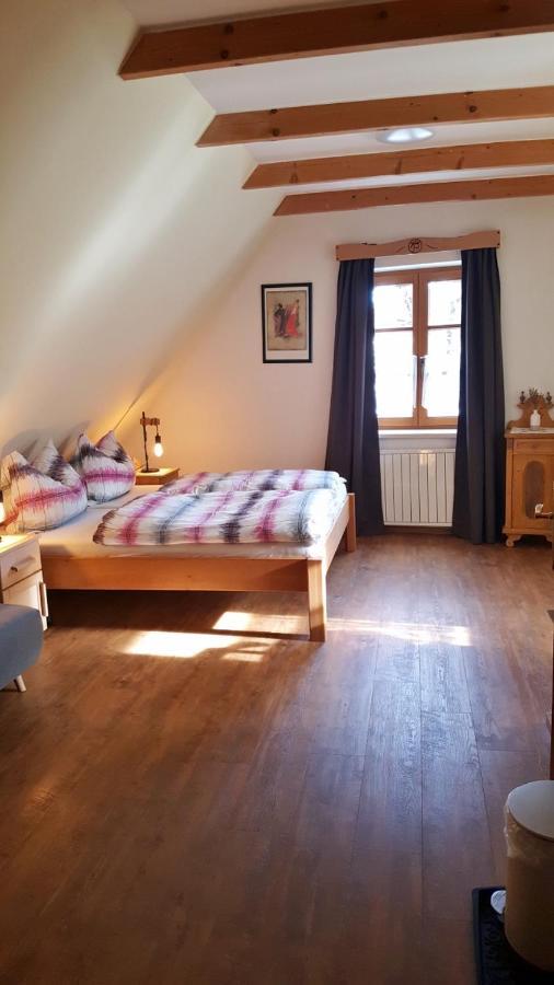 Heurigengasthof Prinz Krumau am Kamp エクステリア 写真